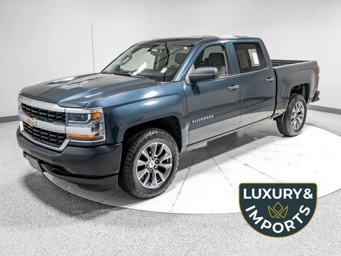 Used 2018 Chevrolet Silverado 1500 W/T AWD/4WD image 1