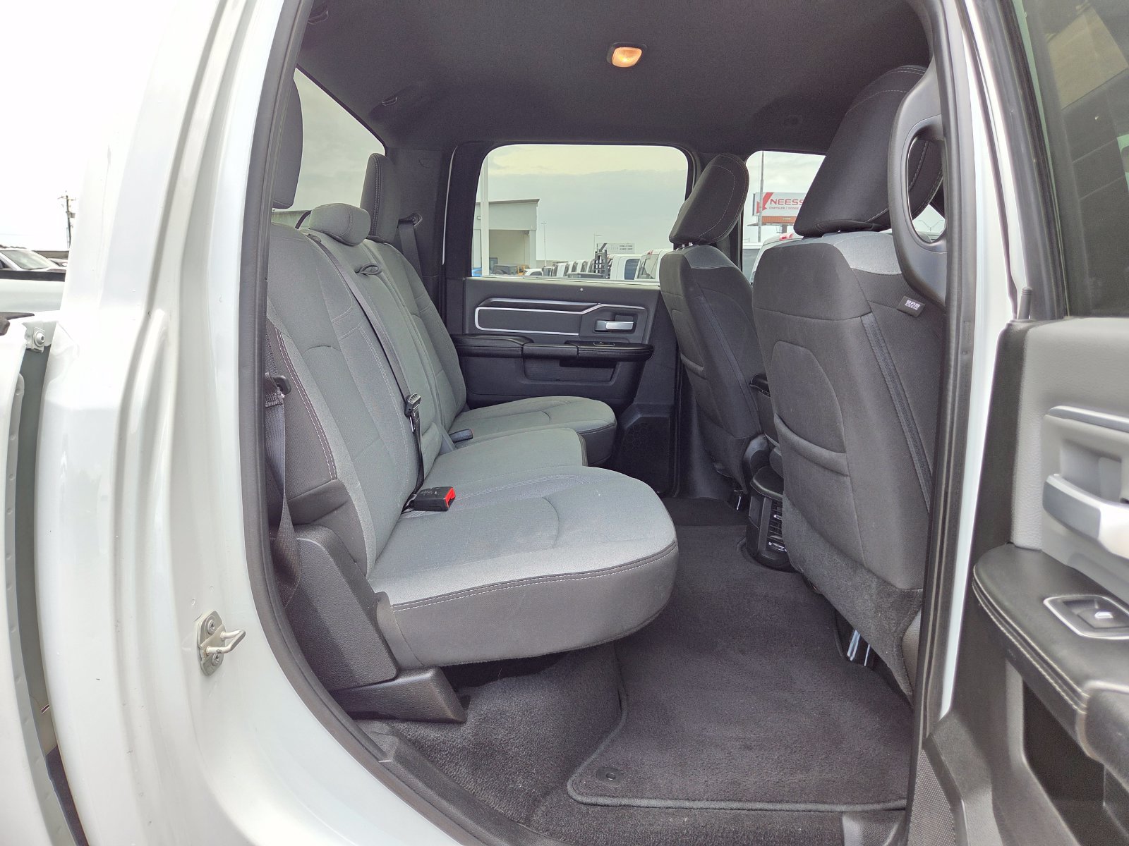 Used 2023 RAM 2500 Big Horn w/ Level 1 Equipment Group AWD/4WD image 21