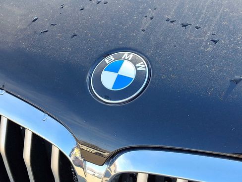 Used 2023 BMW X5 xDrive40i w/ Premium Package AWD/4WD image 4