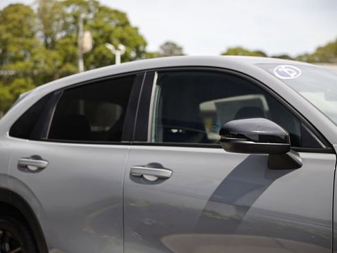 Certified 2025 Honda HR-V Sport image 12