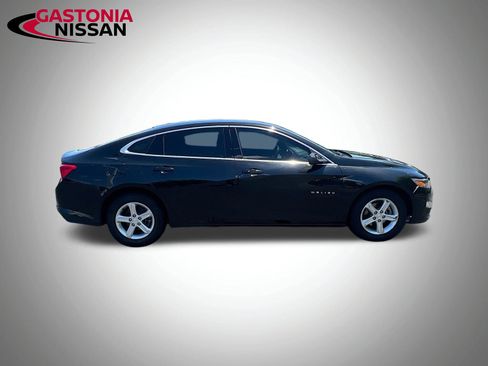 Used 2022 Chevrolet Malibu LS FWD image 10