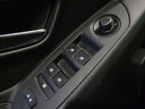 Used 2016 Chevrolet Trax LT FWD image 27