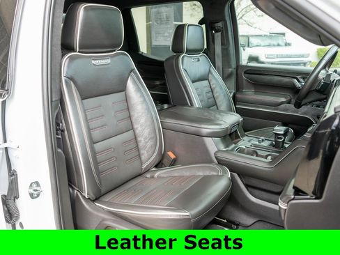 Used 2023 GMC Sierra 1500 AT4X image 9