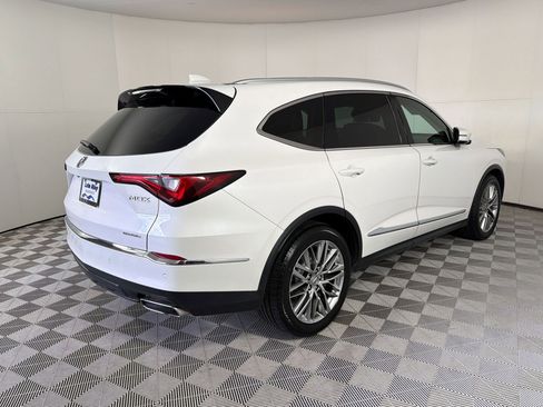 Used 2023 Acura MDX SH-AWD w/ Advance Package image 9