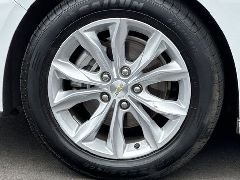 Used 2024 Chevrolet Malibu LT FWD image 33