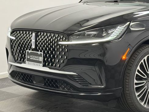 New 2026 Lincoln Aviator Black Label AWD/4WD image 2