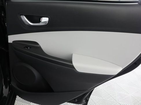 Used 2023 Hyundai Kona SEL w/ Convenience Package image 28