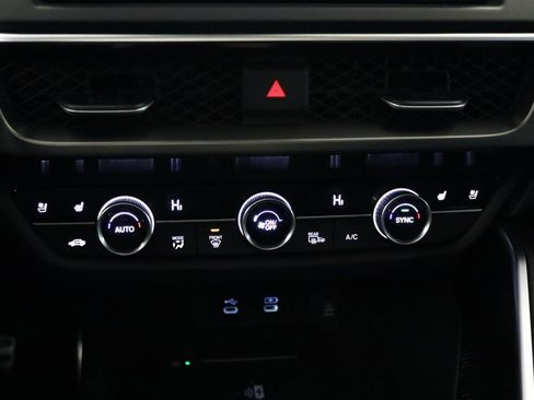 Used 2025 Acura ADX A-Spec image 21