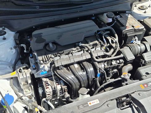 New 2026 Hyundai Elantra SEL Sport FWD image 14