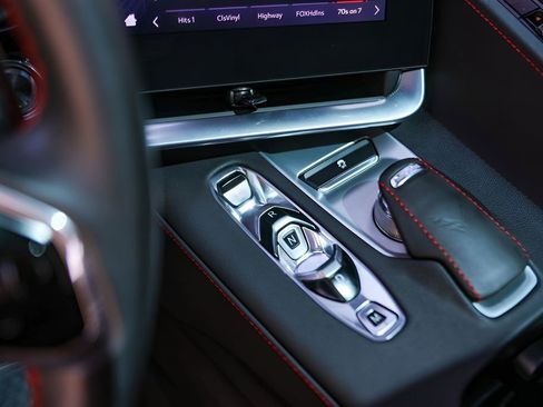 Certified 2024 Chevrolet Corvette Stingray Coupe w/ 1LT RWD image 21