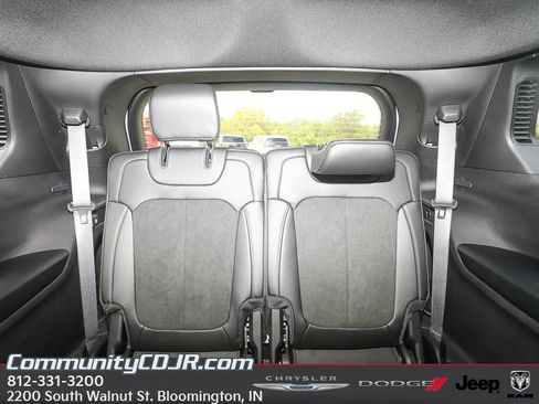 New 2025 Jeep Grand Cherokee L Altitude image 20