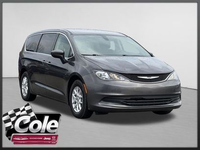 Used 2017 Chrysler Pacifica Touring