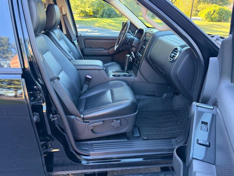 Used 2010 Ford Explorer Sport Trac Limited RWD image 11