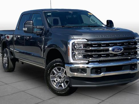 Used 2026 Ford F250 Lariat w/ Lariat Ultimate Package image 3