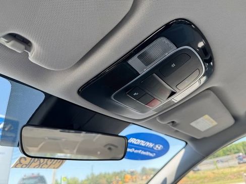 Used 2025 Hyundai Sonata SE image 27