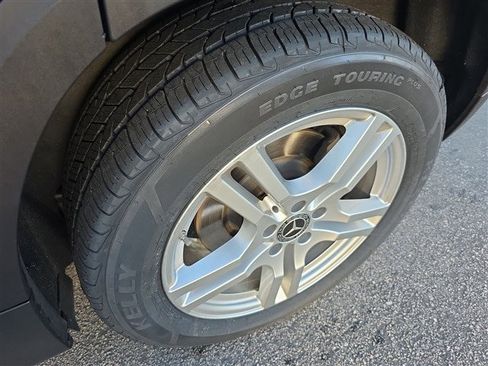 Used 2020 Mercedes-Benz GLB 250 4MATIC image 16