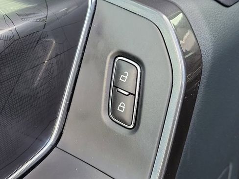 Used 2021 Ford F150 XLT w/ Equipment Group 302A High AWD/4WD image 18