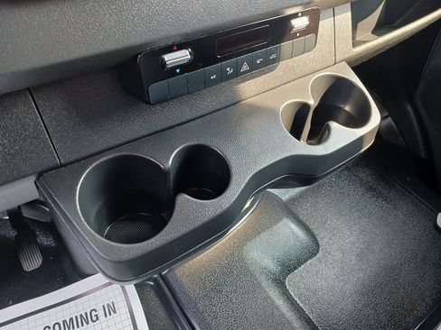 Used 2022 Mercedes-Benz Sprinter 3500 image 20