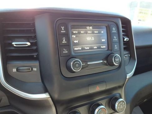 Used 2021 RAM 1500 Big Horn image 25