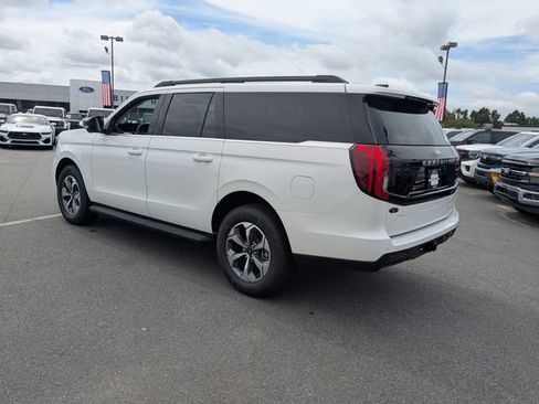 Used 2027 Ford Expedition Max Active RWD image 5