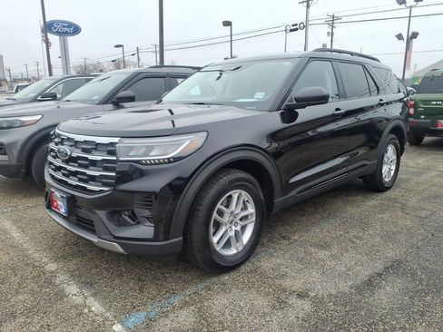 Used 2026 Ford Explorer Active image 5