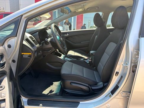 Used 2016 Kia Forte LX FWD image 13