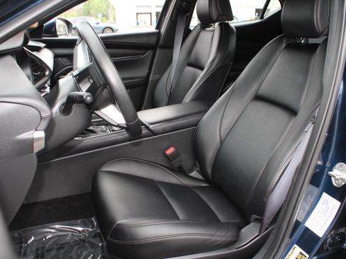 Used 2024 MAZDA MAZDA3 s FWD image 16