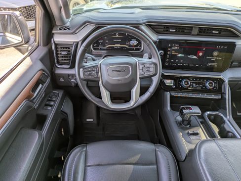 Used 2023 GMC Sierra 1500 Denali w/ Technology Package image 17