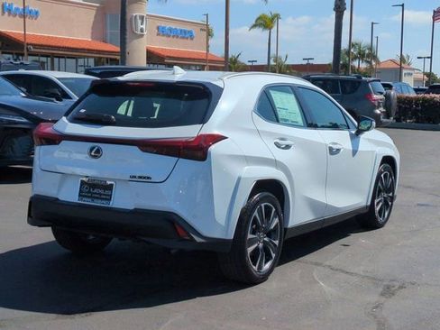 New 2026 Lexus UX 300h FWD image 6