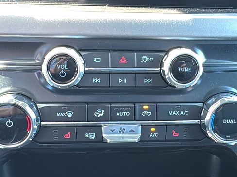 New 2026 Ford F150 XLT w/ Equipment Group 302A MID AWD/4WD image 22