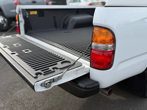 Used 2004 Toyota Tacoma 2WD Regular Cab image 95