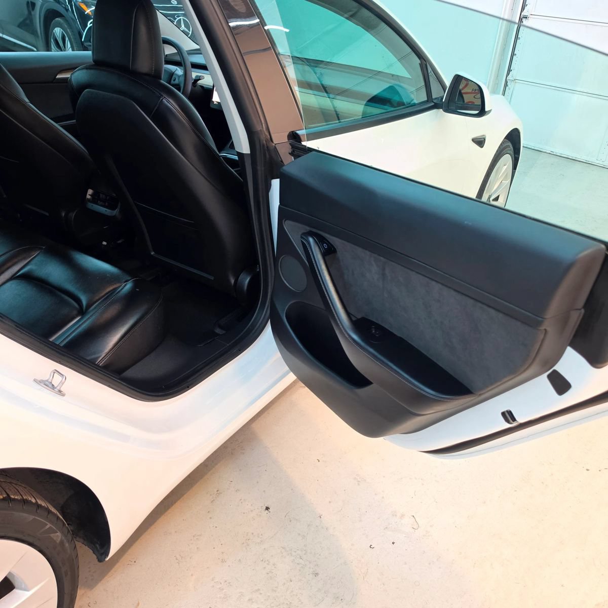 Used 2021 Tesla Model 3 Long Range AWD/4WD image 26