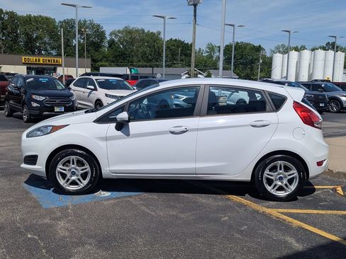 Used 2018 Ford Fiesta SE FWD image 6