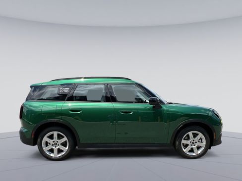 Used 2025 MINI Cooper Countryman SE image 6