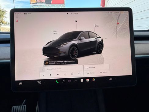 Used 2022 Tesla Model Y Performance image 15