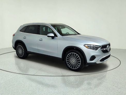 Certified 2026 Mercedes-Benz GLC 300 image 5