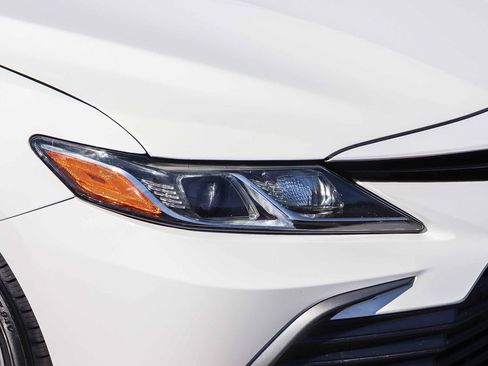 Certified 2023 Toyota Camry LE w/ Convenience Package FWD image 12