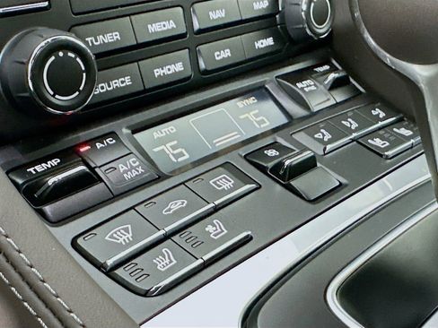 New 2025 Porsche 718 Cayman GTS image 17