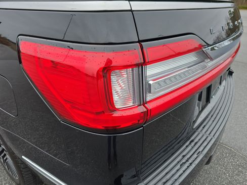 Used 2021 Lincoln Navigator L Black Label w/ Cargo Convenience Package image 34