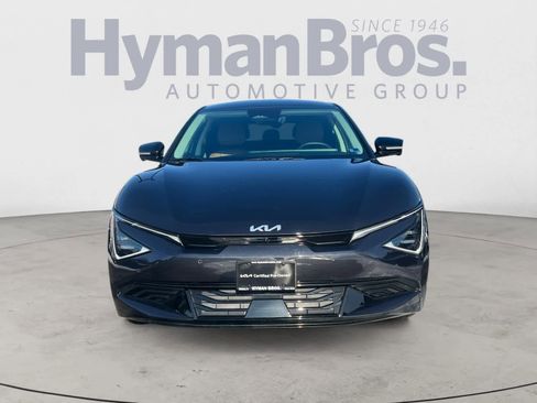 Certified 2025 Kia EV6 Wind image 9