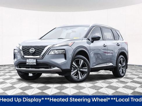 Used 2021 Nissan Rogue Platinum image 2