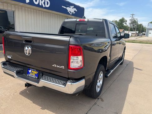 Used 2021 RAM 1500 Big Horn AWD/4WD image 3