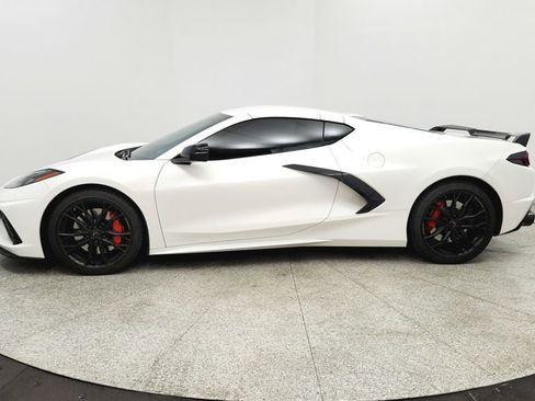 Used 2023 Chevrolet Corvette Stingray Preferred Cpe w/ Z51 Performance Package RWD image 2