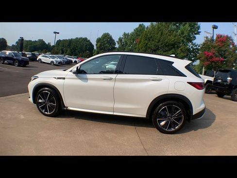 Used 2023 INFINITI QX50 Sport FWD image 5