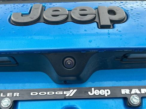 New 2026 Jeep Compass Latitude image 16