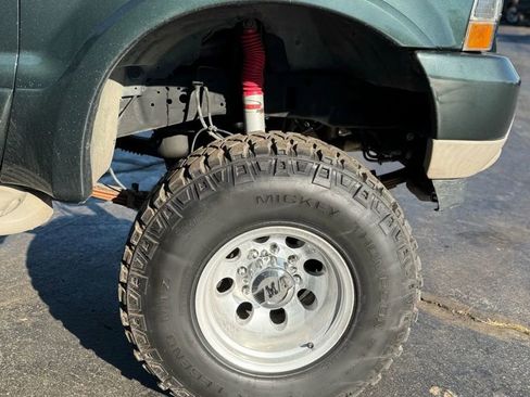 Used 2003 Ford Excursion Limited image 29