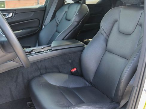 Used 2023 Volvo XC60 B5 Plus w/ Climate Package image 15