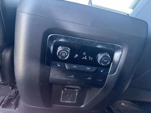 Used 2025 Chevrolet Suburban Z71 w/ Z71 Off-Road Package AWD/4WD image 11
