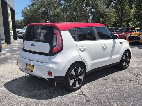 Used 2018 Kia Soul + FWD image 5