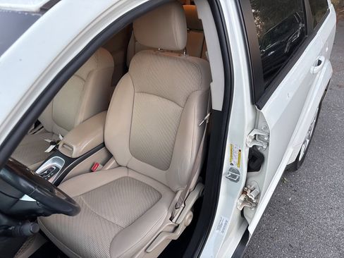 Used 2012 Dodge Journey SXT w/ Flexible Seating Group image 3